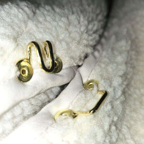 WHBM ECRU/CREAM FAUX SHEARLING STYLE ASYMMWTRICAL HIP LENGTH JACKET SIZE XSP - Picture 12 of 16